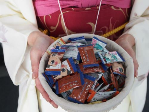 �T�C�G���X�A�S���E���H�C�j�b�`�̉Ȋw���X�e�[�W